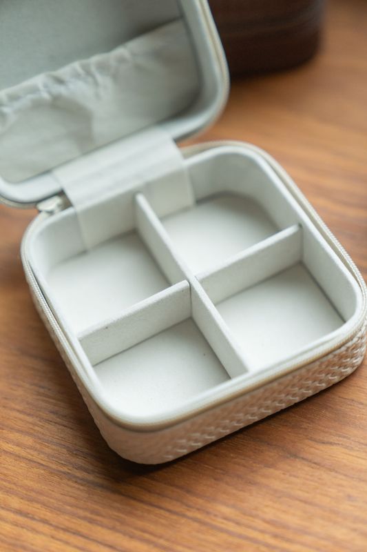 Smykkeskrin 10cm - Hvit Firkantet