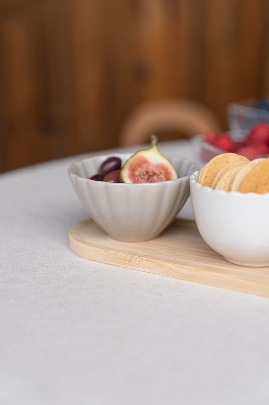 Serveringssett med skåler og brett – lav