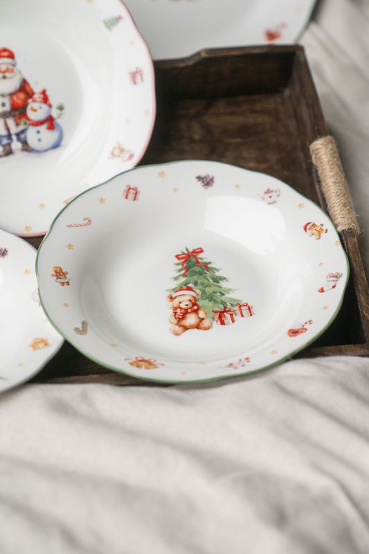 Juleminner Dyp Tallerken 22cm - Juletre