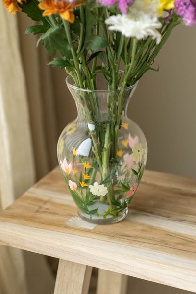 Hovedbilde Glassvase med blomsterdekor – Gul 20cm
