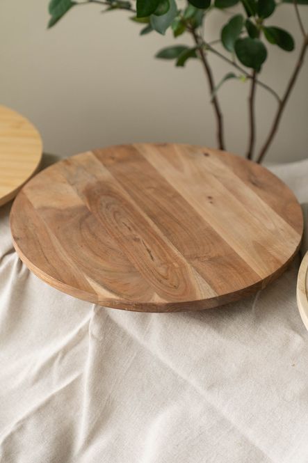 Hovedbilde Serveringsbrett rundt akasietre Ø37cm