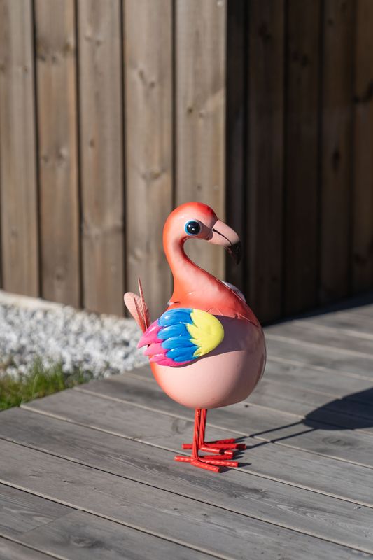 Hagedekorasjon i metall – flamingo