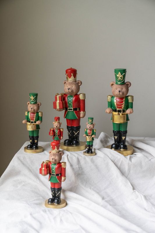 Nøtteknekker Bjørn 18cm - Grønn