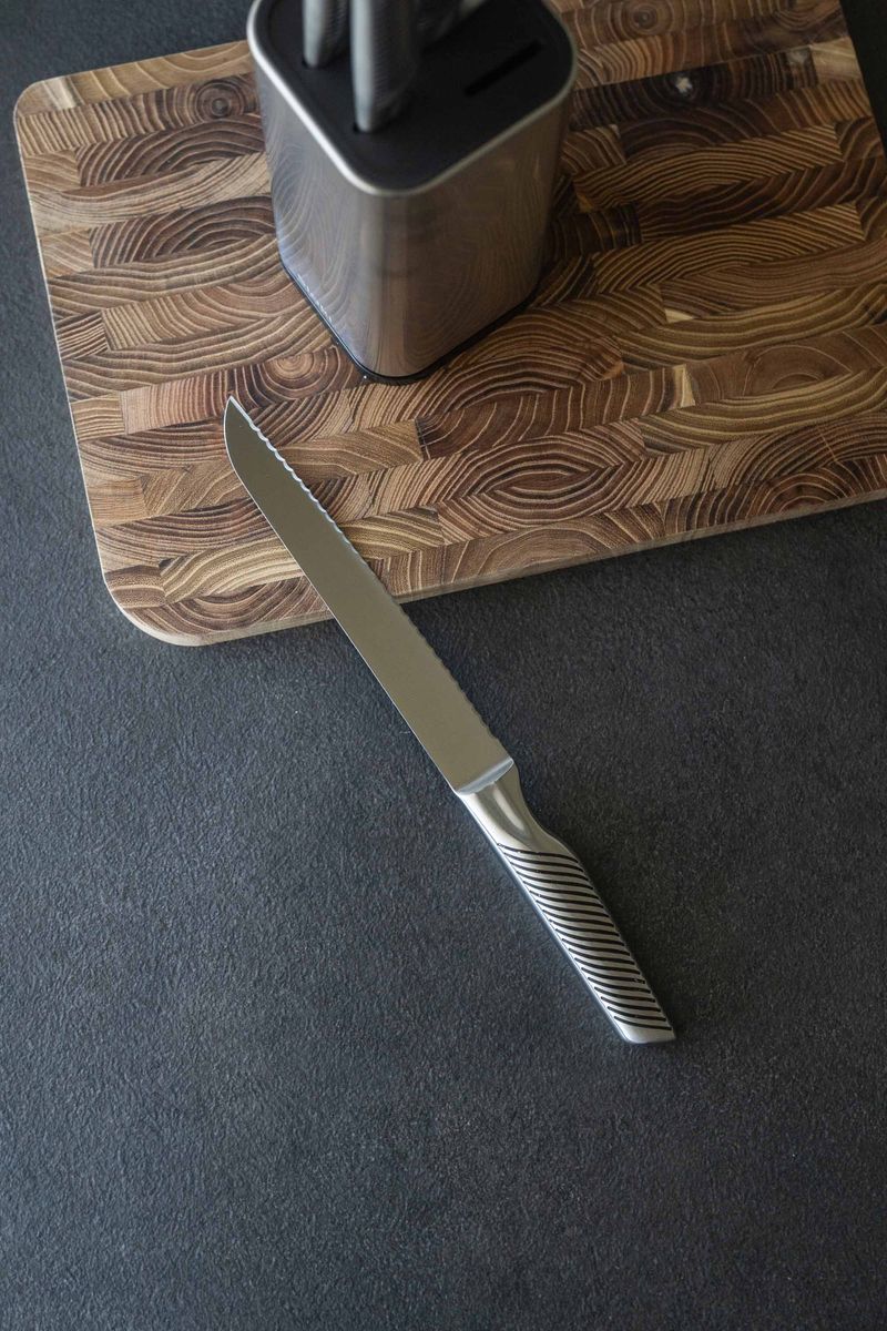 Knivsett med knivblokk