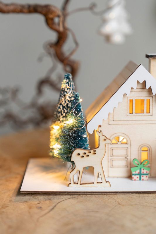 Juleby - Hus 13,5cm Versjon 2