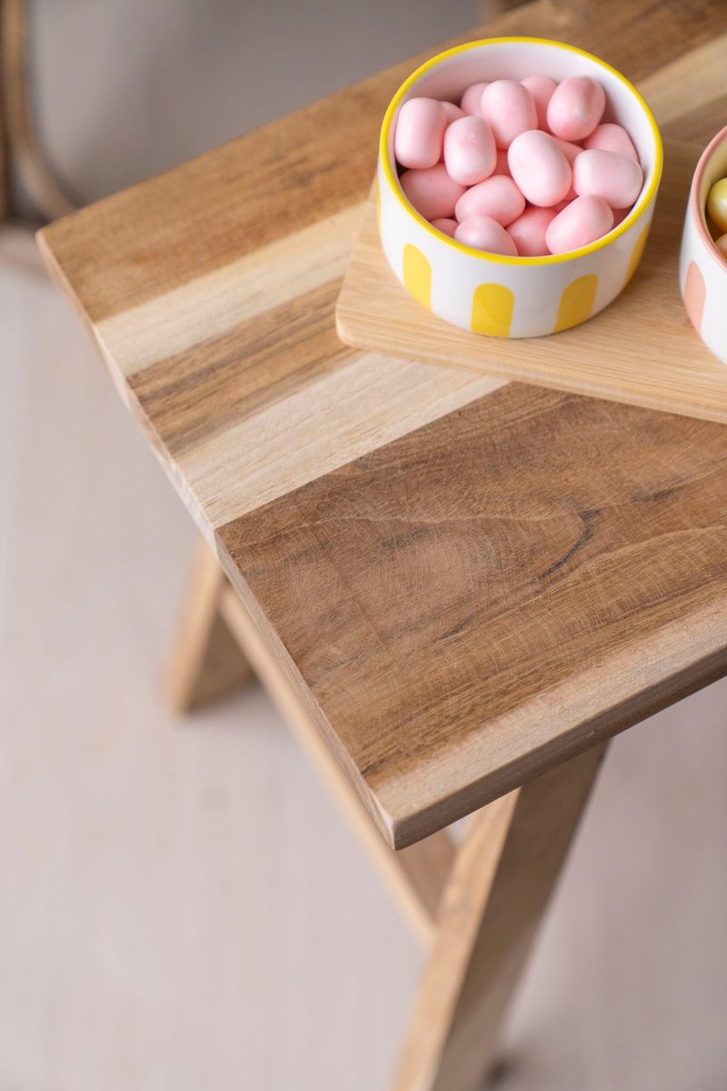 Dekorkrakk i teak – 40×25×40 cm