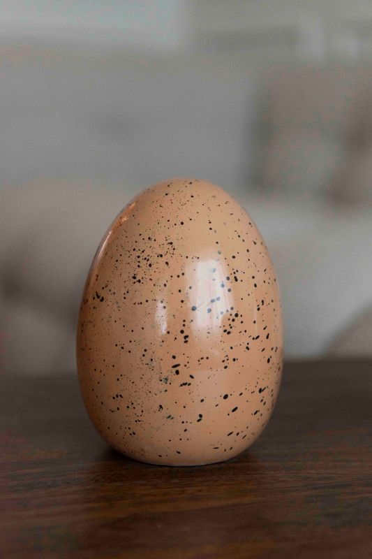 Egg 14cm Prikker - Brun