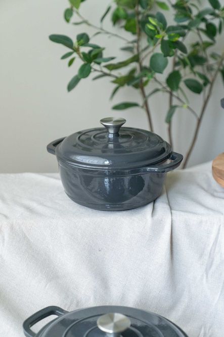Hovedbilde Klara Jerngryte 26cm Grå