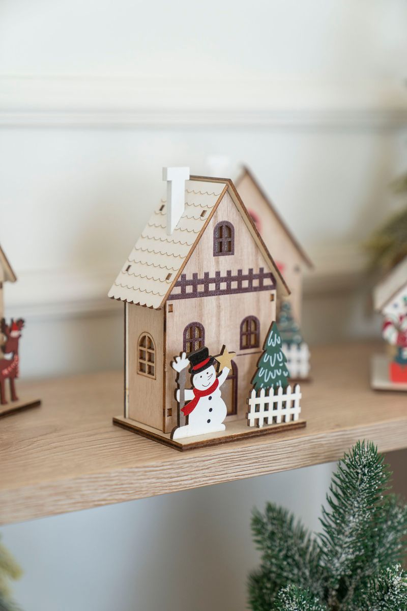 Treby - Hus 15cm m/Snømann