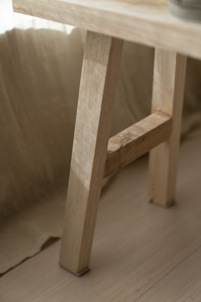 Benk i teak – 100×25×42 cm