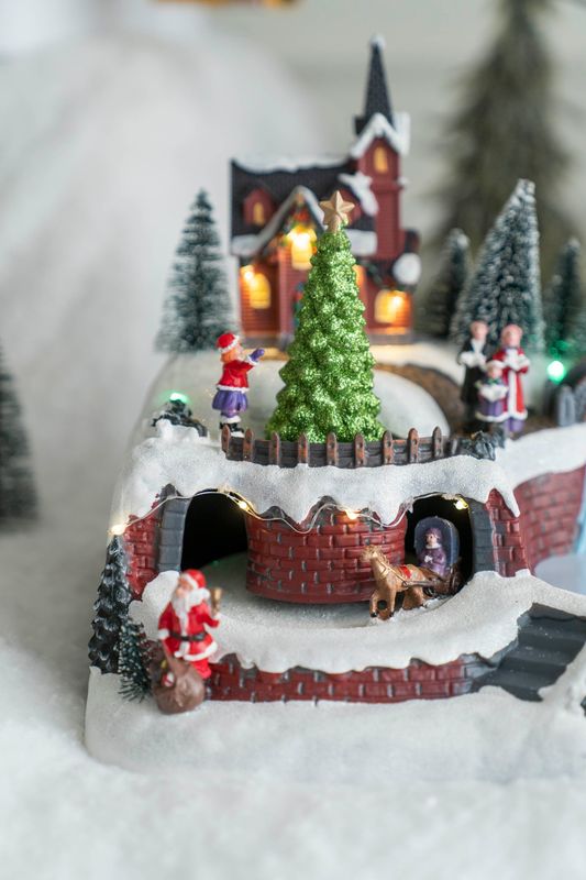 Juleby - Skøytebane og Julesang