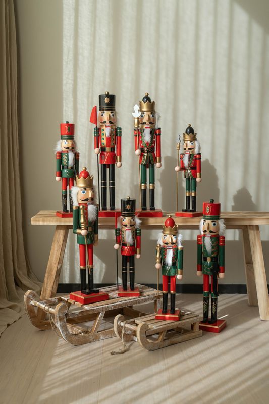 Nøtteknekker Rød/Grønn/Svart 50cm - Versjon 1
