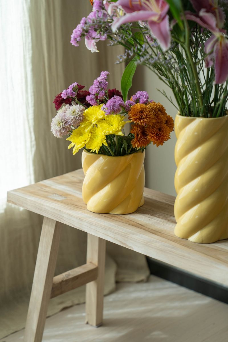Blomsterpotte swirl – Gul