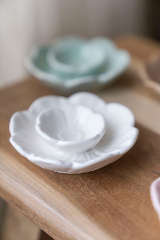 Eggeglass med blomstermotiv – hvit